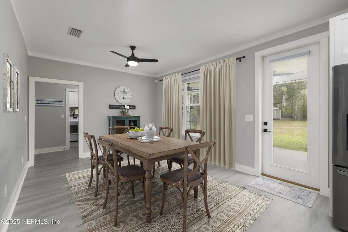 Photo of 1499 SHEFFIELD Road