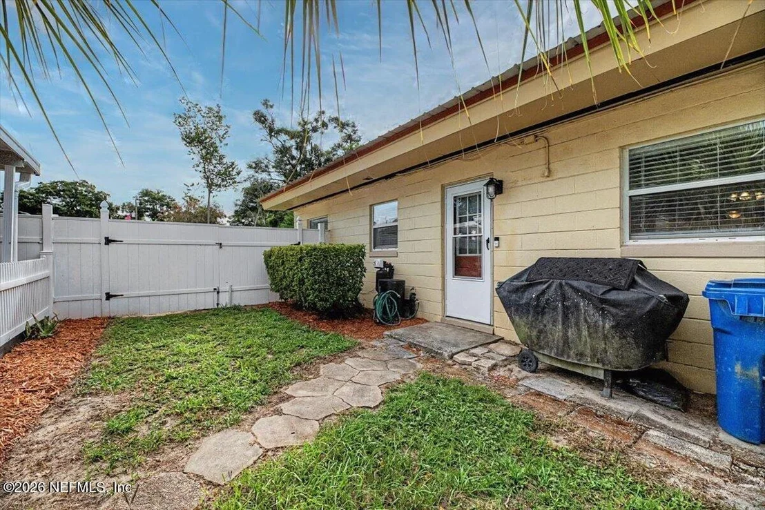 Photo of 1413 GRIFLET Road