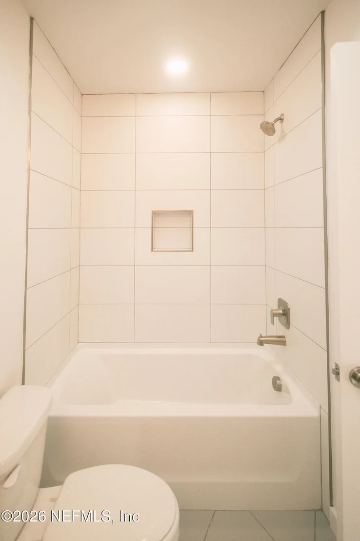 Photo of 576 WOODLAWN Road