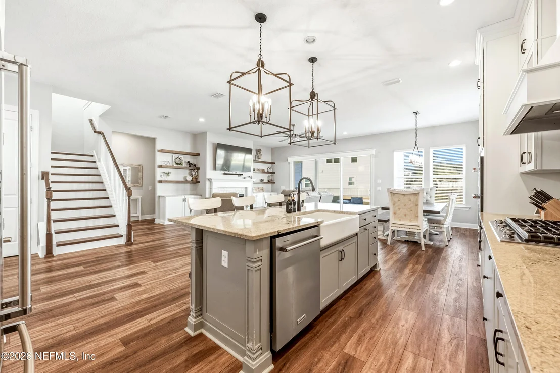 Photo of 383 PINE HAVEN Drive