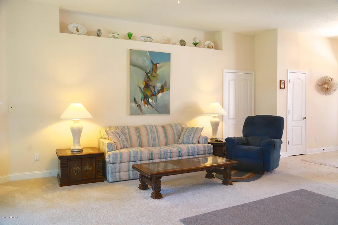 Photo of 1152 SANDLAKE Road