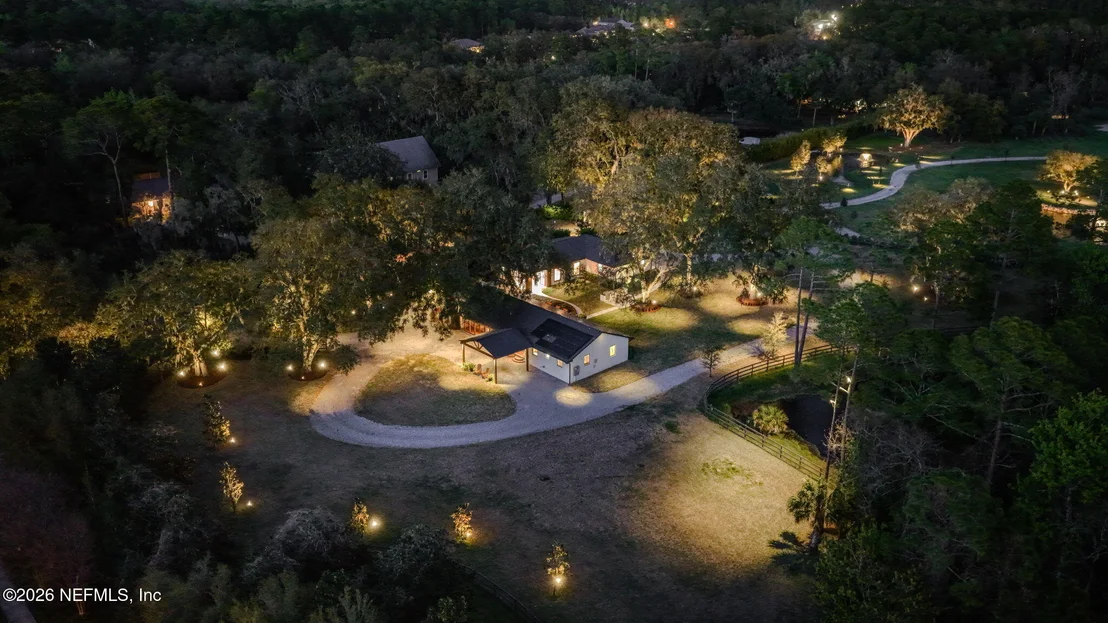 Photo of 532 MOONSHINE Drive