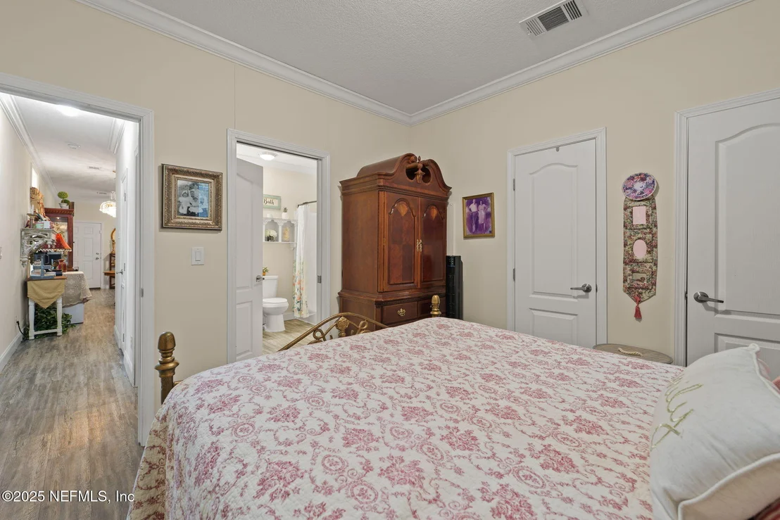 Photo of 4575 WOLFE Road