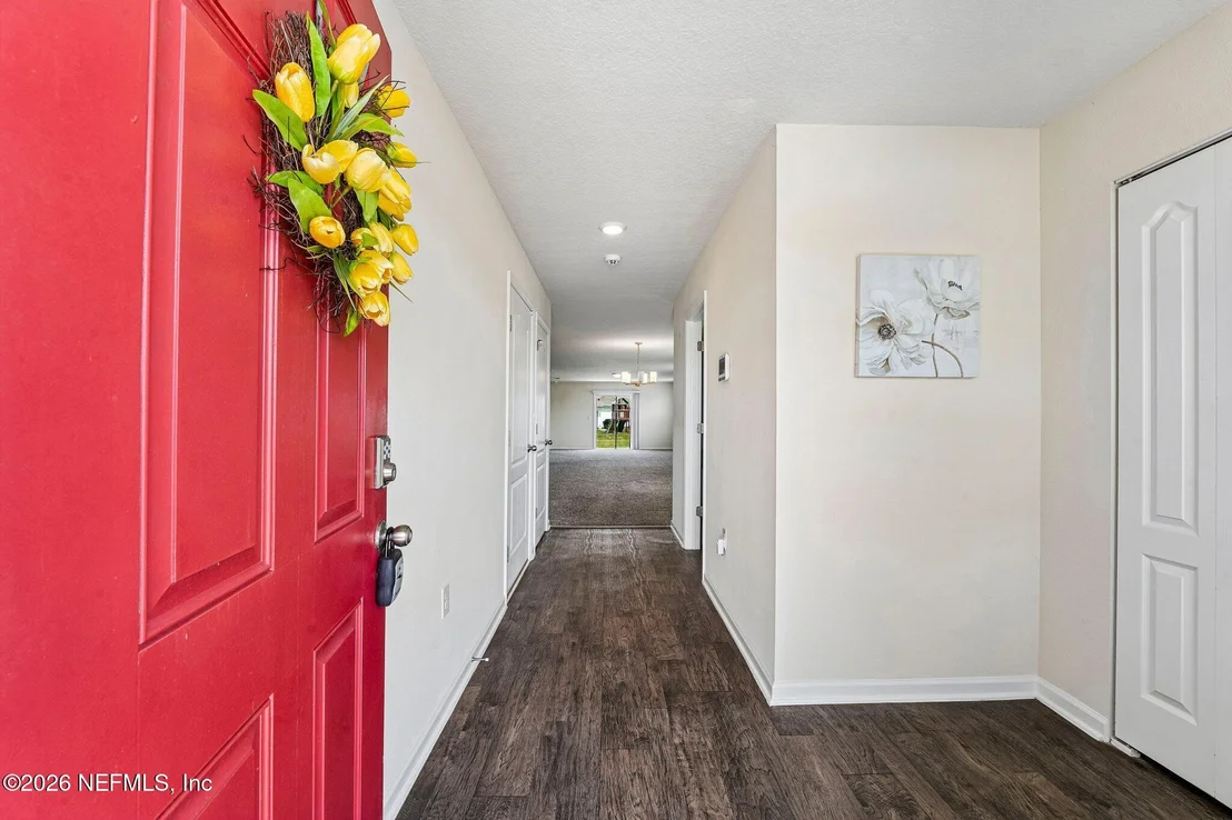 Photo of 32 AVEIRO Way