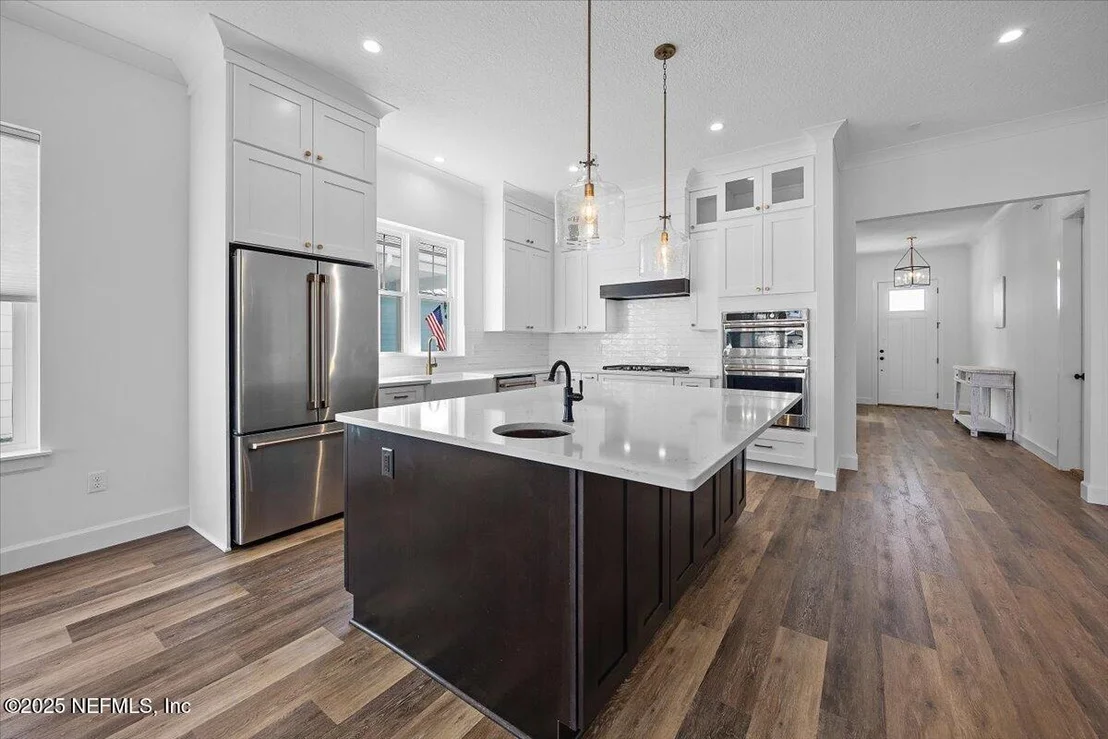 Photo of 110 OCEANVIEW Drive