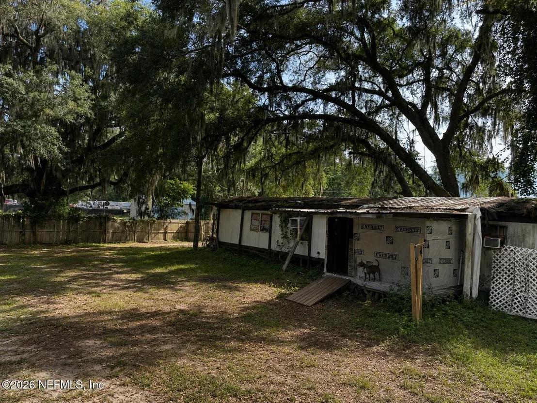 Photo of 85042 HALLS Lane