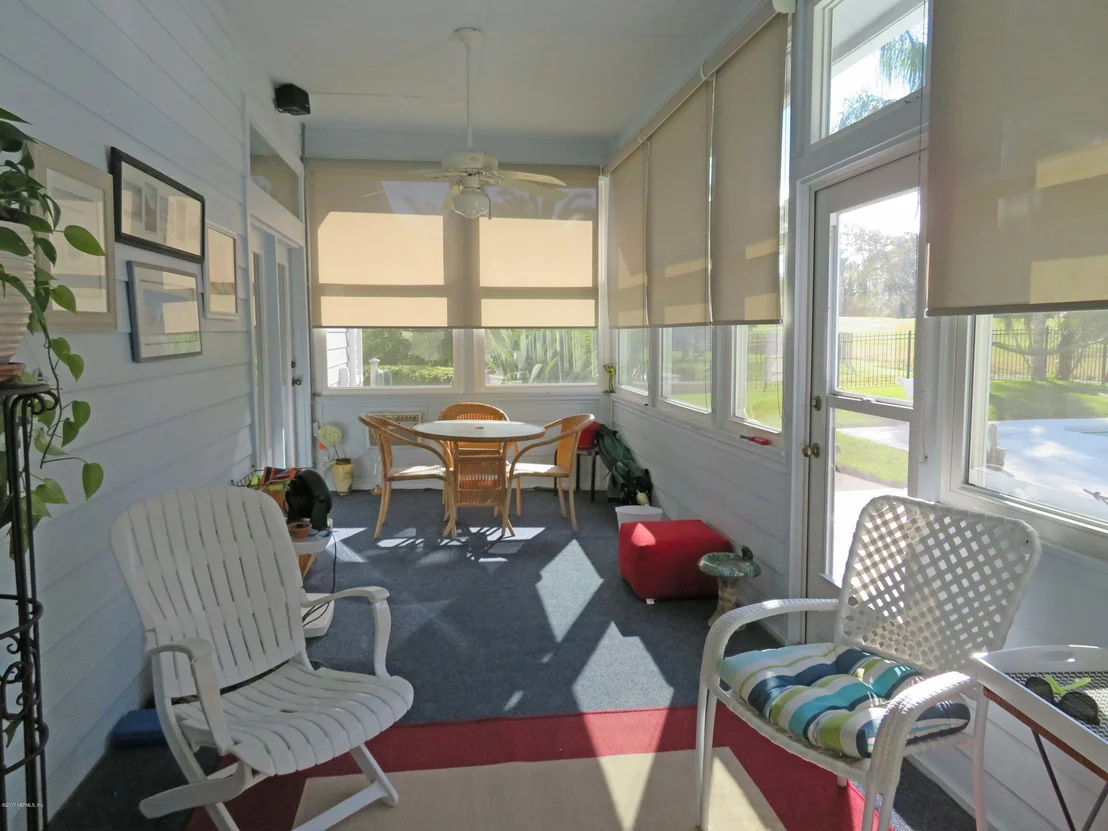 Photo of 1171 LINWOOD Loop