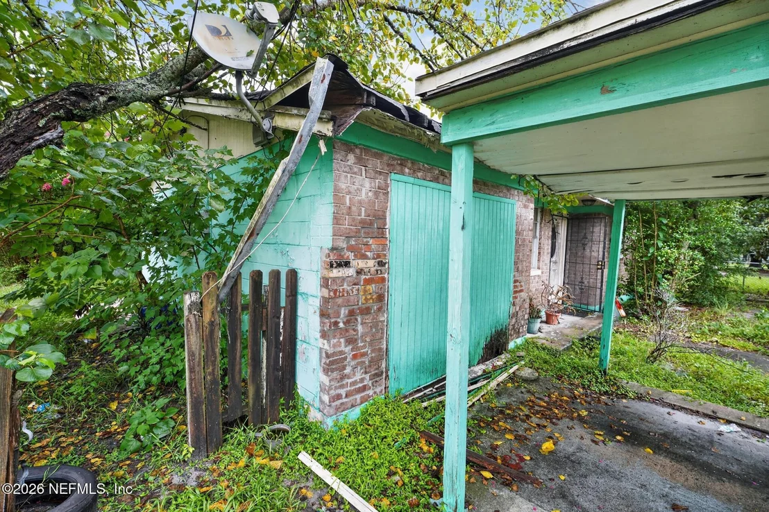Photo of 4915 CHIVALRY Drive