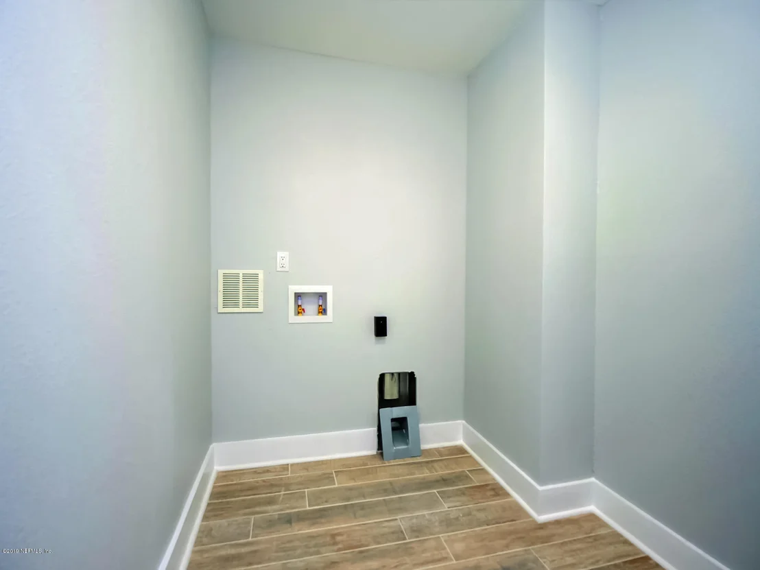 Photo of 1012 CEDAR Street