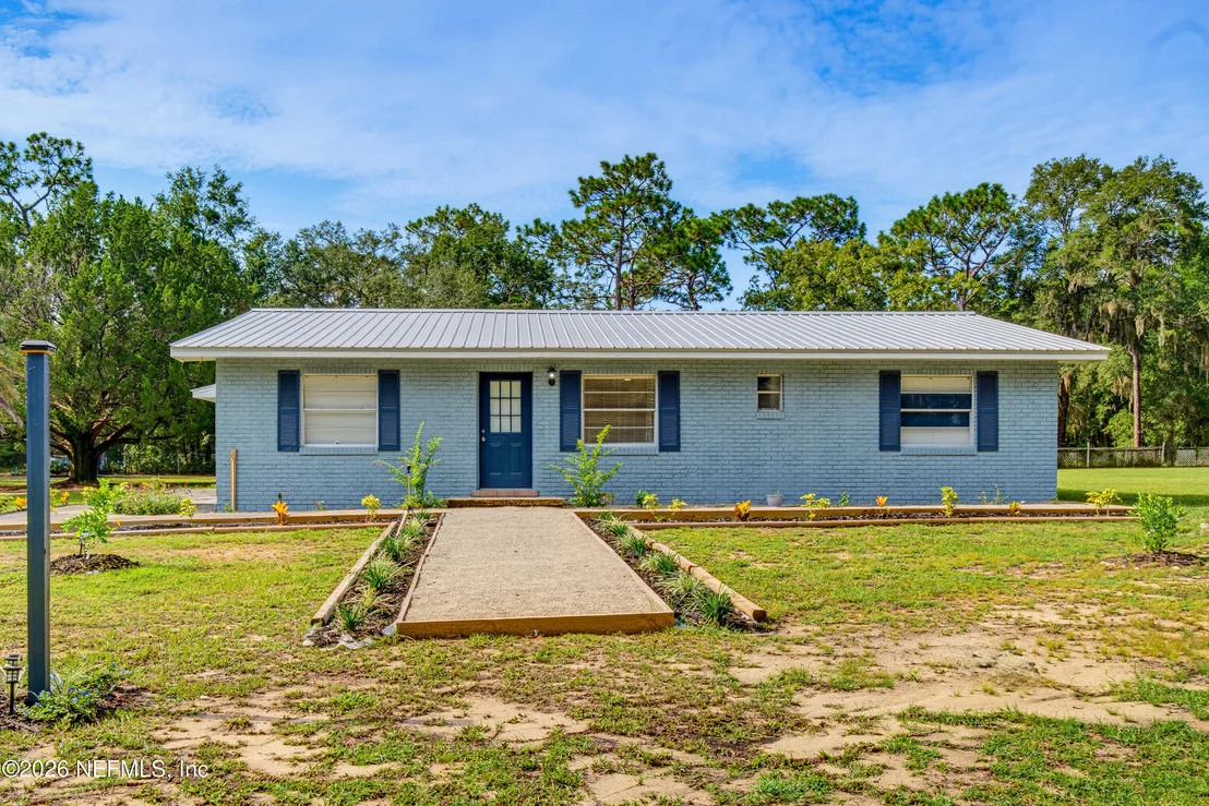 Photo of 125 HART LAKE Drive