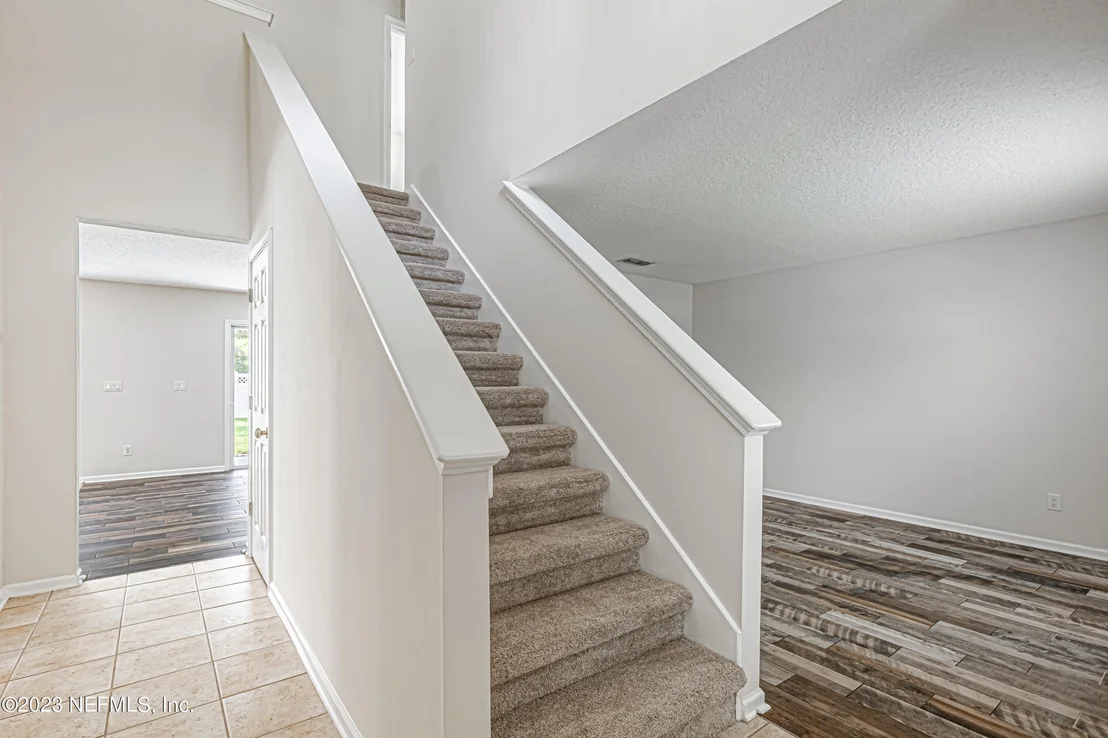 Photo of 1047 MOOSEHEAD Drive
