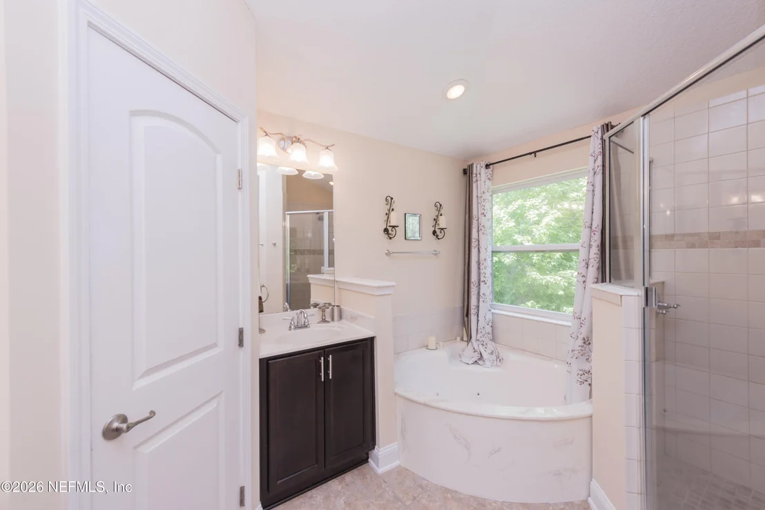 Photo of 664 DRYSDALE Drive