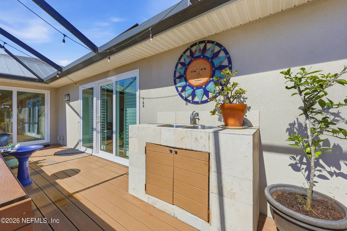 Photo of 225 PIZARRO Road
