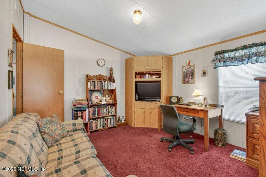 Photo of 207 CABOT Lane