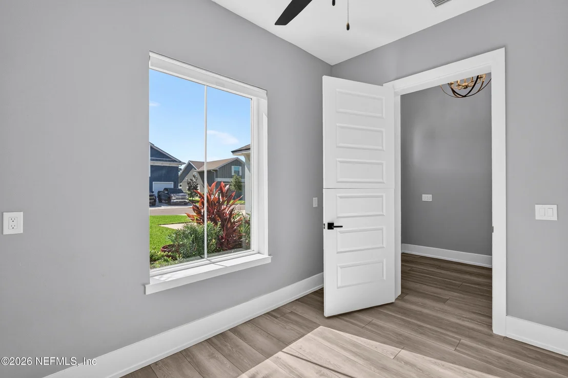 Photo of 121 SEASIDE Point