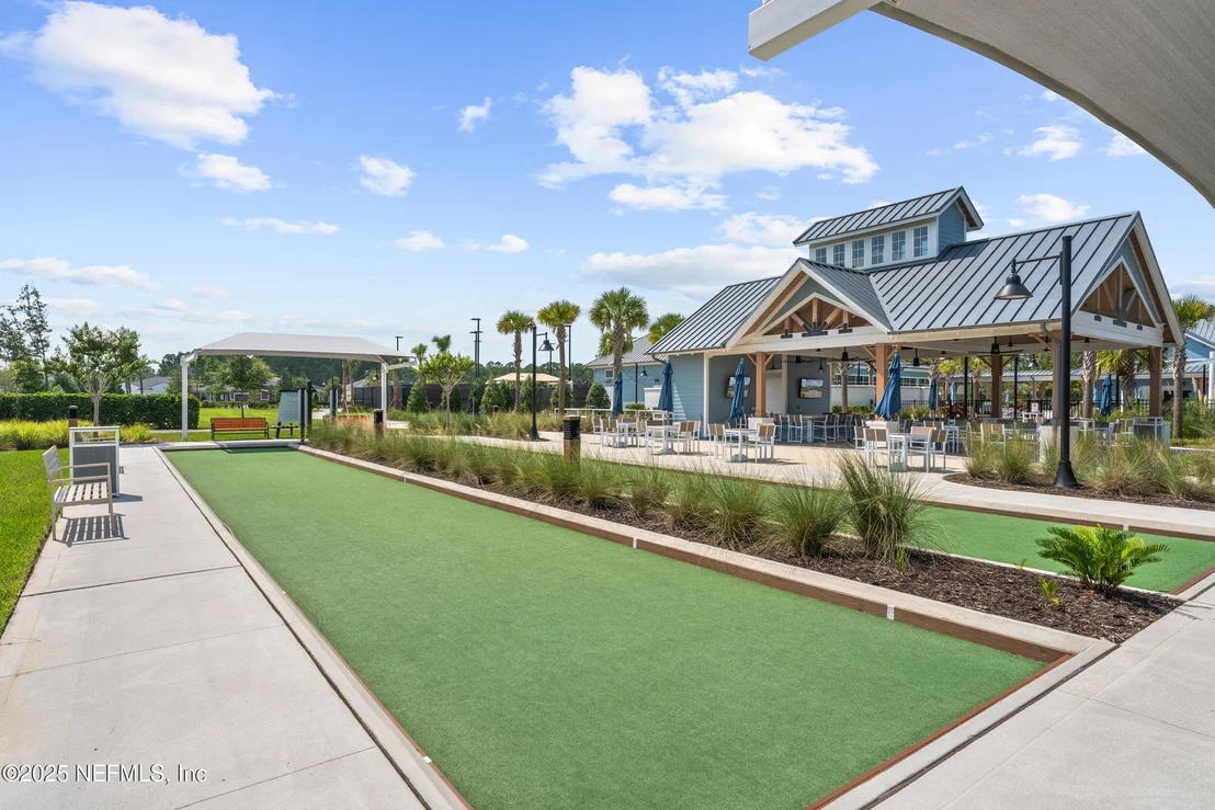 Photo of 243 PINELLAS Way