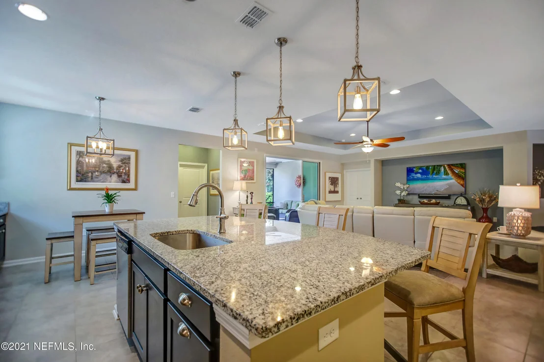 Photo of 19 GREENVIEW Lane