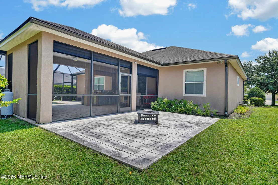 Photo of 412 MARIBELLA Court
