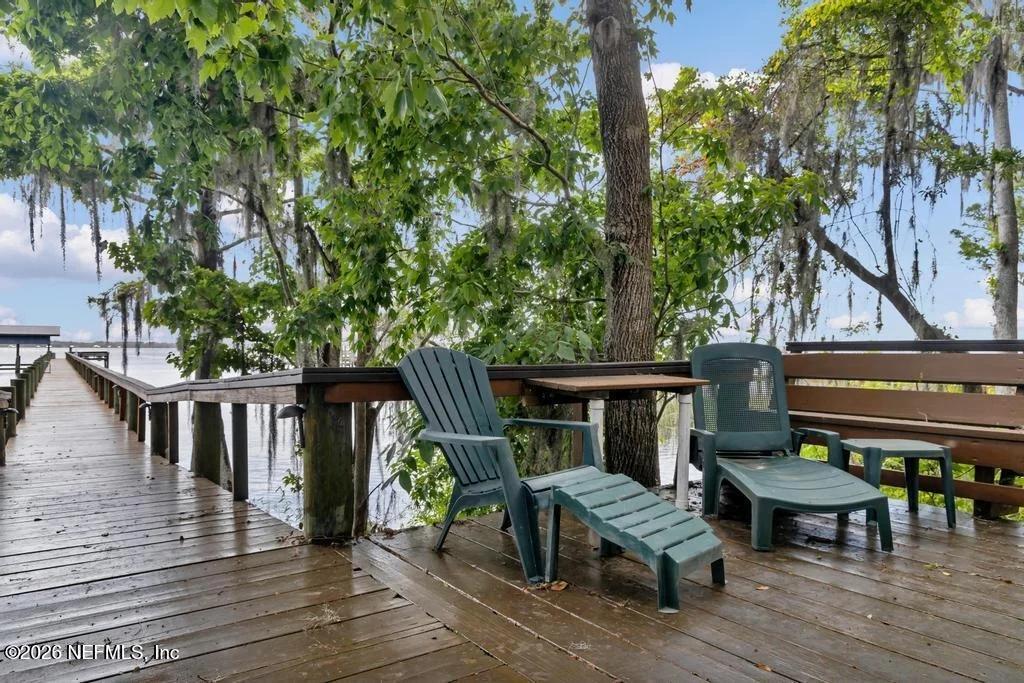 Photo of 124 RIVER PLANTATION Road N