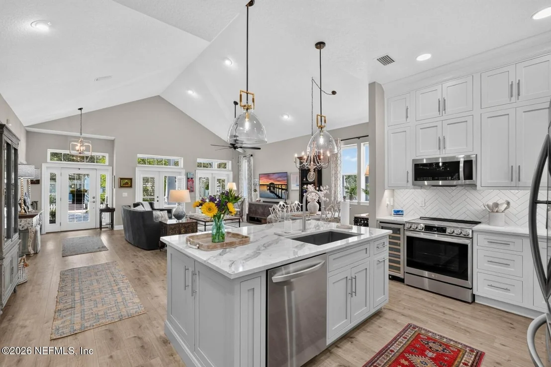 Photo of 136 ISLAND COTTAGE Way