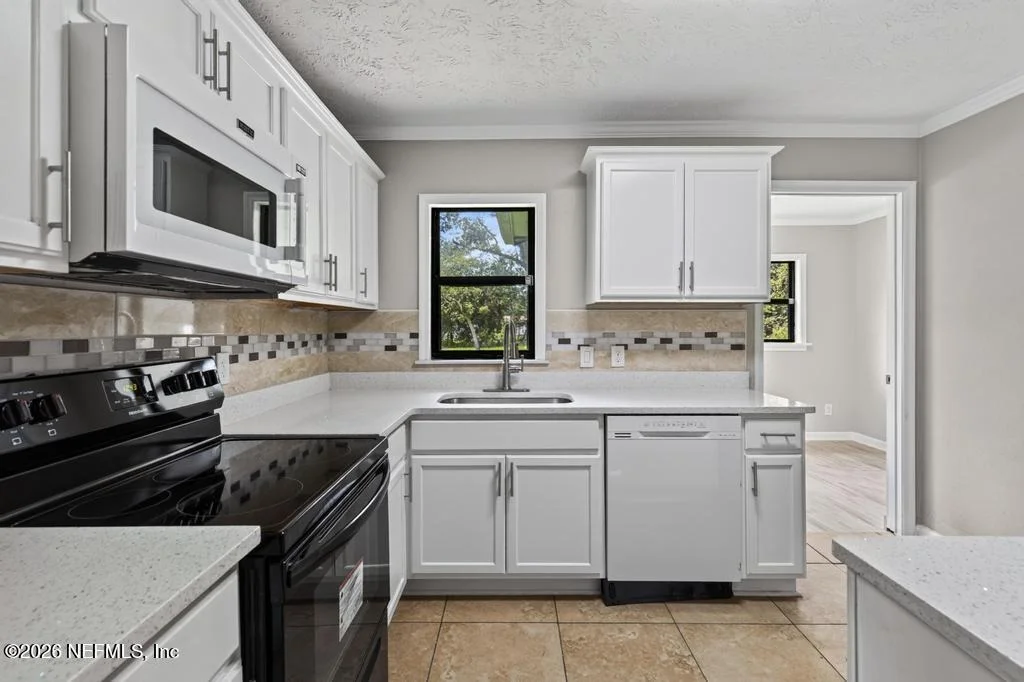 Photo of 1108 LEEDA Drive