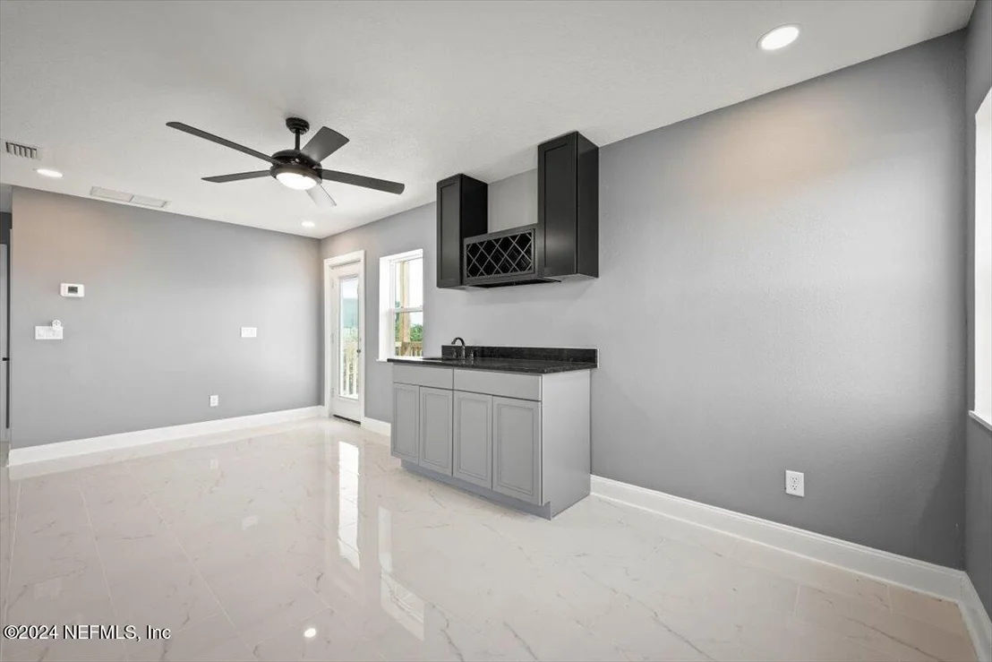 Photo of 6698 A1A S