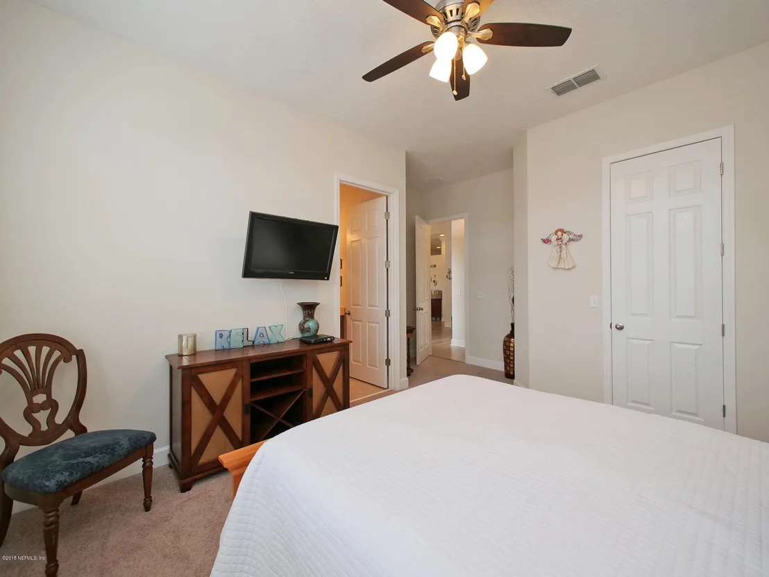 Photo of 453 EAGLE ROCK Drive