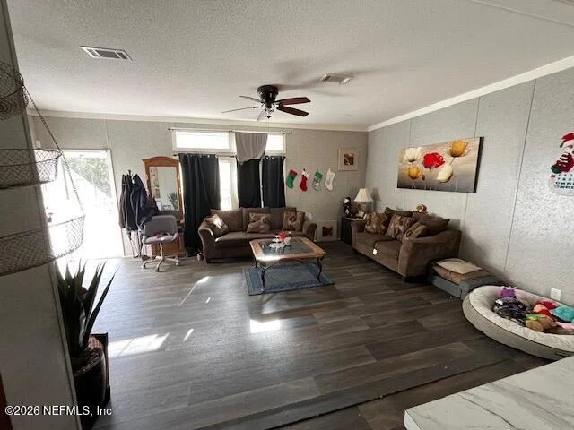 Photo of 118 LARIAT Drive