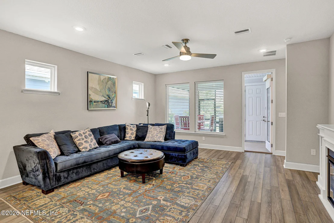 Photo of 33 MARTHA Court