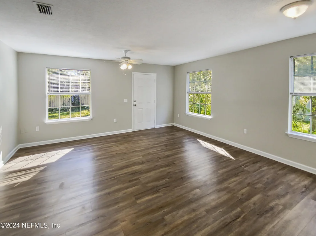 Photo of 6336 DELACY Road