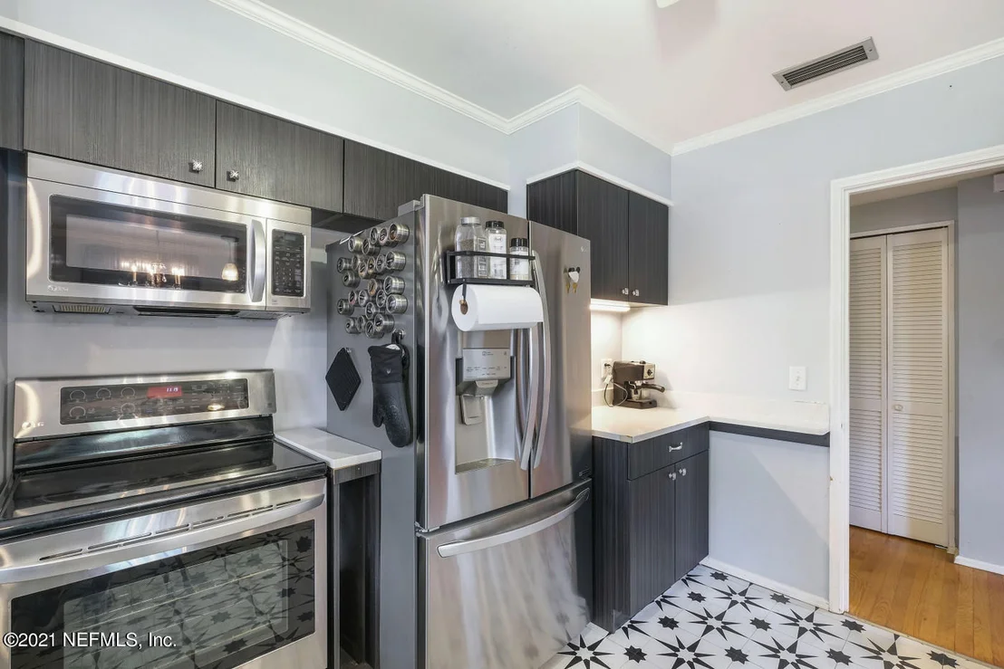 Photo of 1071 WILLIS Drive