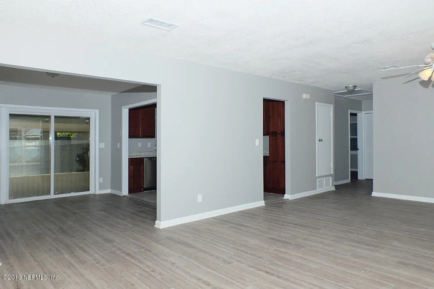Photo of 5406 BURDETTE Road