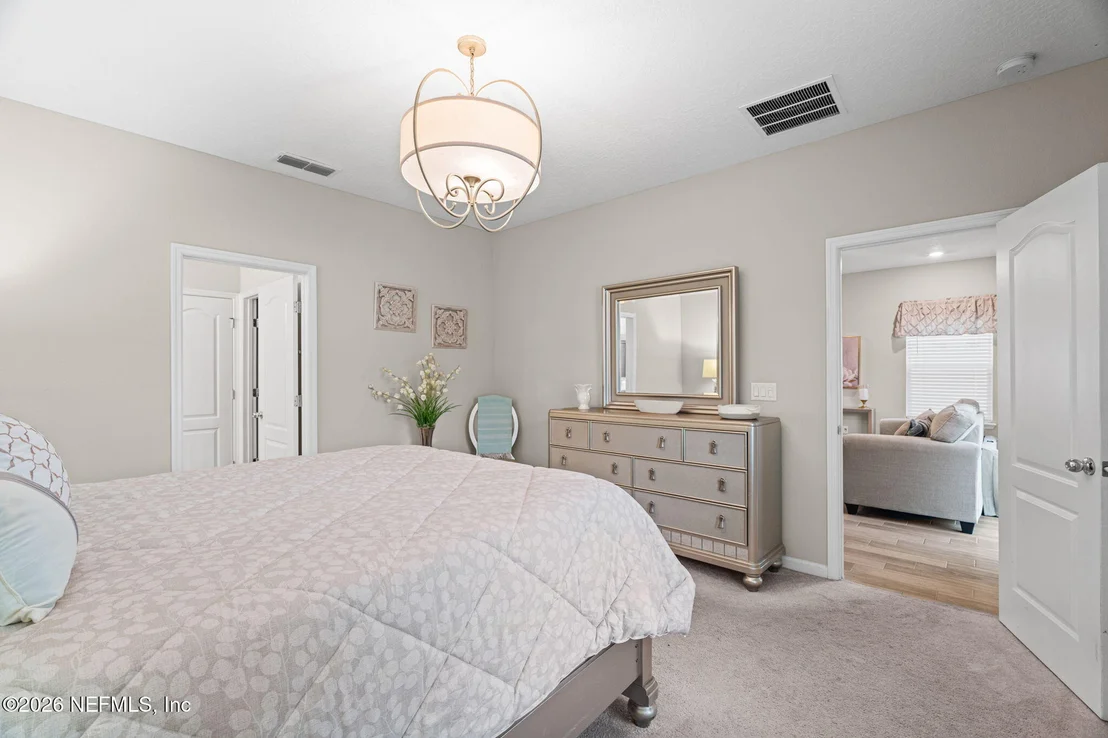 Photo of 39 CRYSTAL CREST Lane