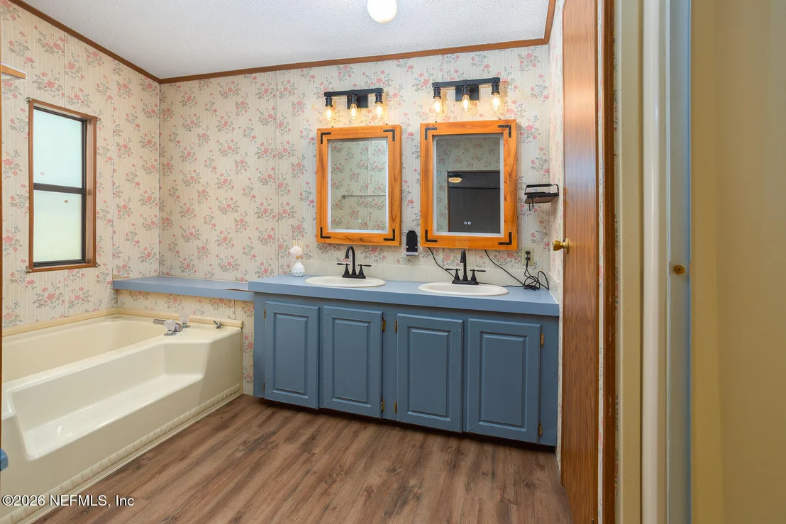Photo of 153 SMITH Lane