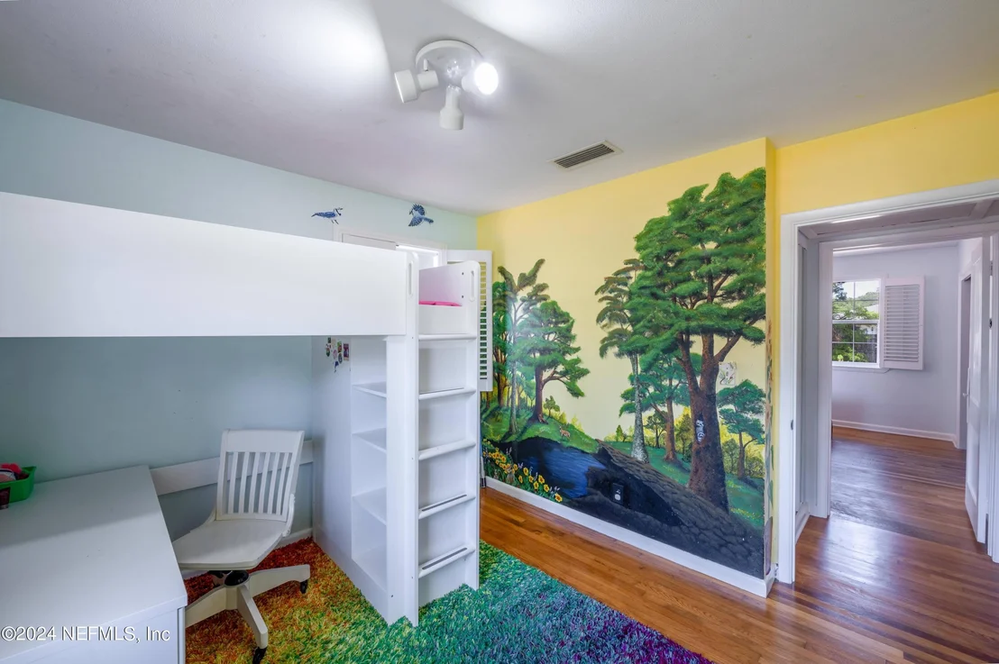 Photo of 8056 CATAWBA Drive