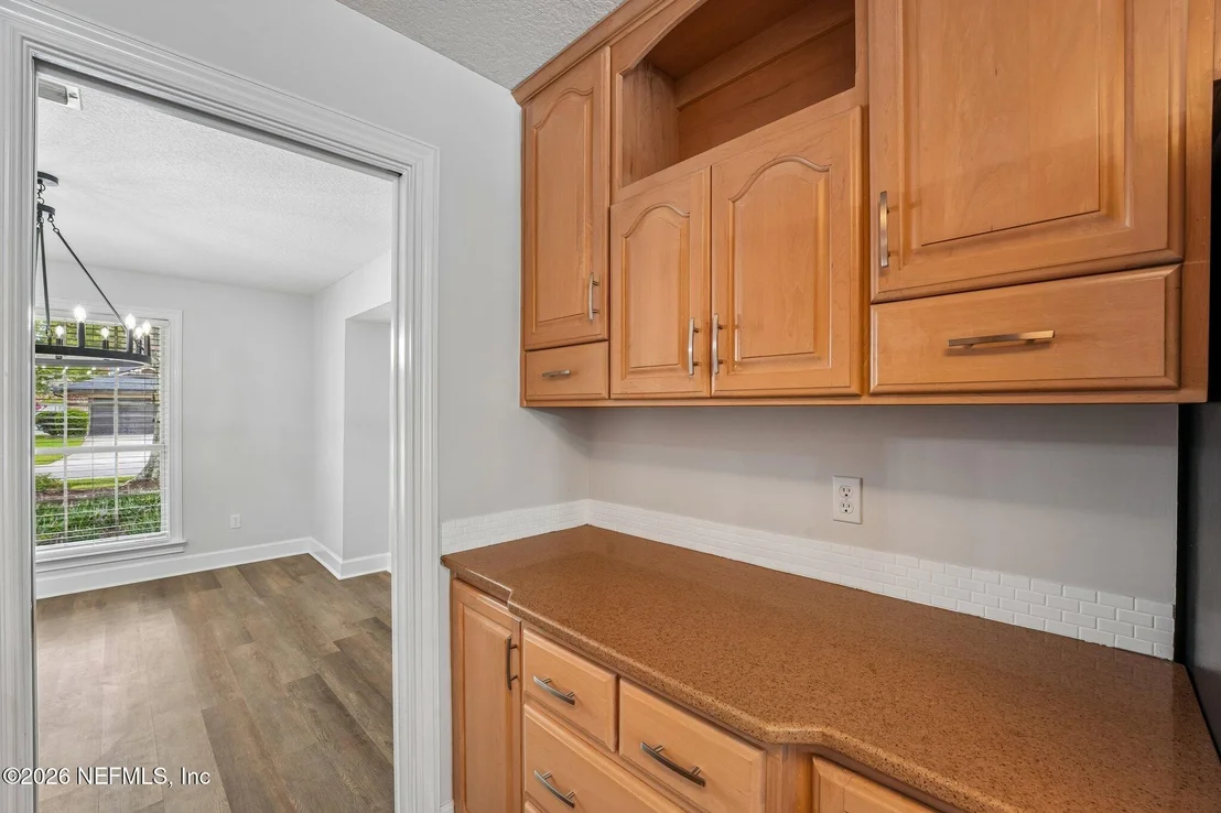 Photo of 1607 SHEFFIELD Place