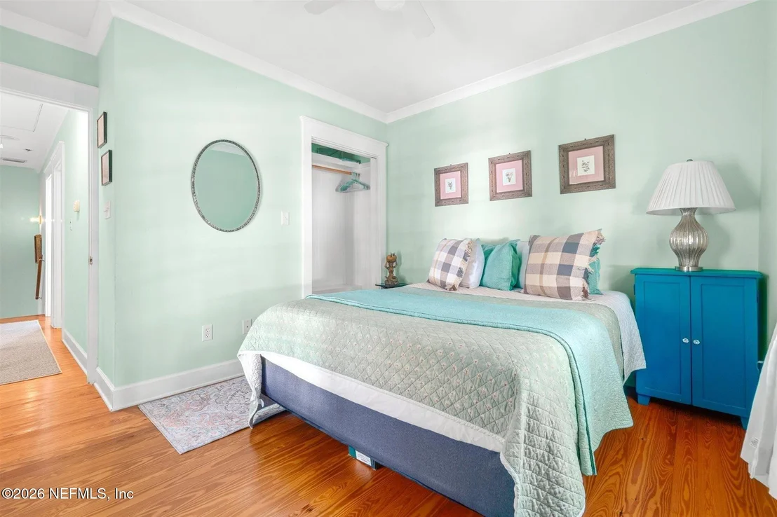 Photo of 18 LOCUST Street