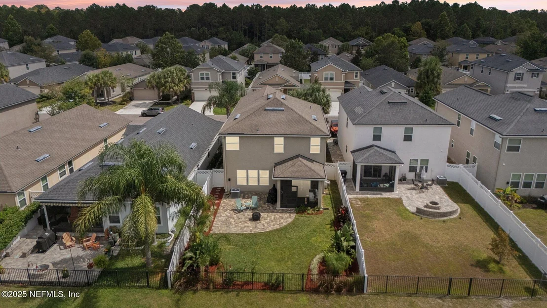 Photo of 866 GLENDALE Lane