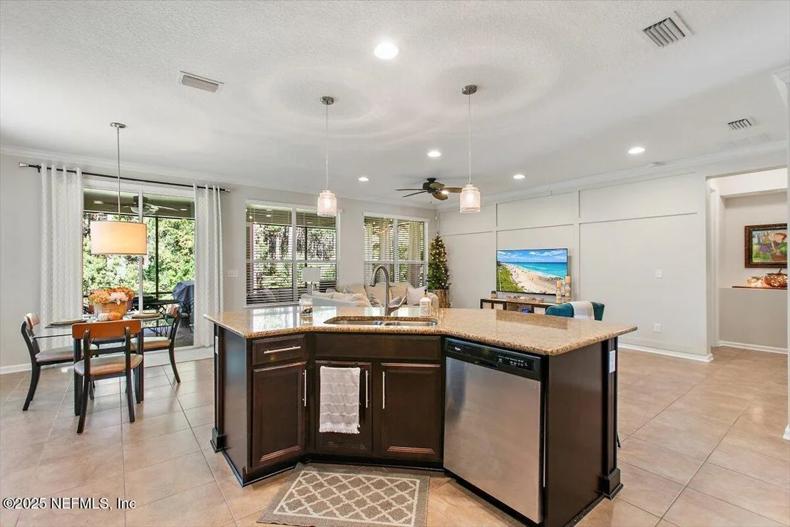 Photo of 294 WILLOW WINDS Parkway