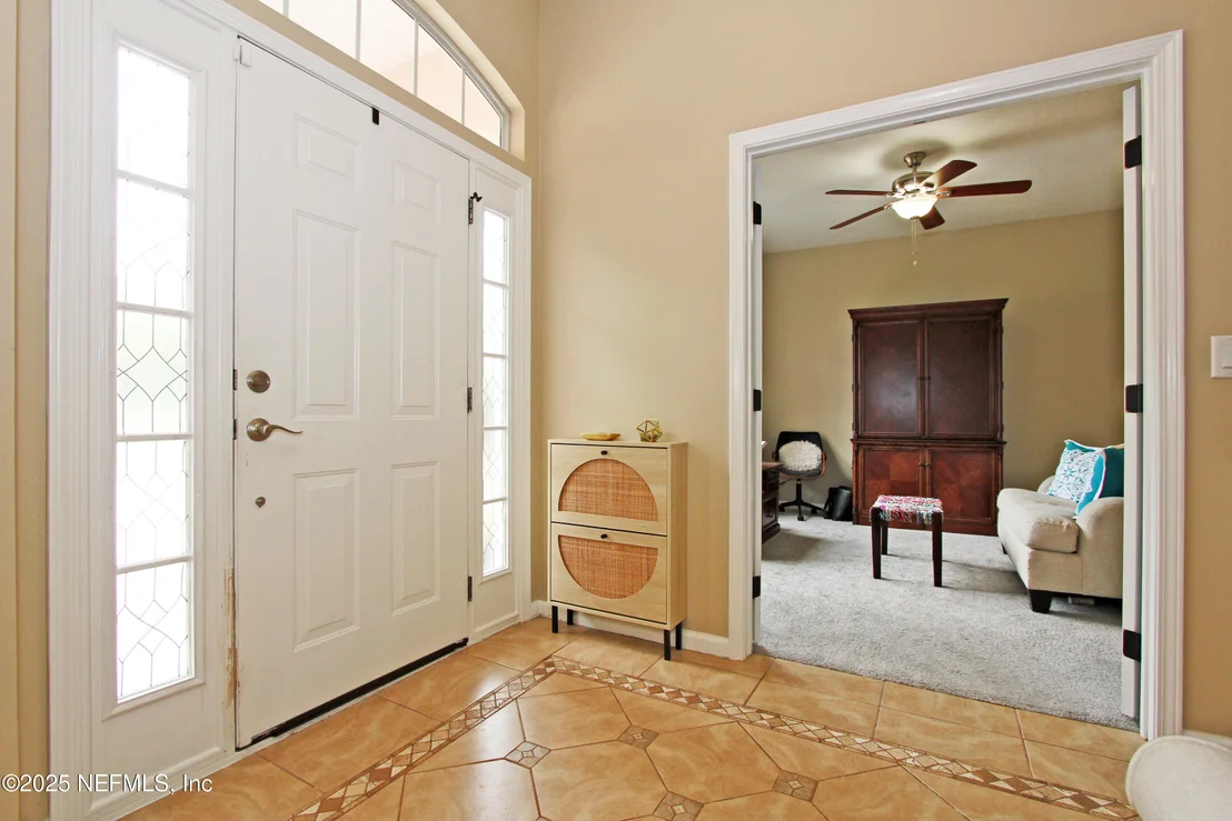 Photo of 1121 ANDREA Way