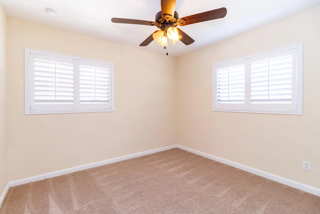 Photo of 705 PALM TREE Road