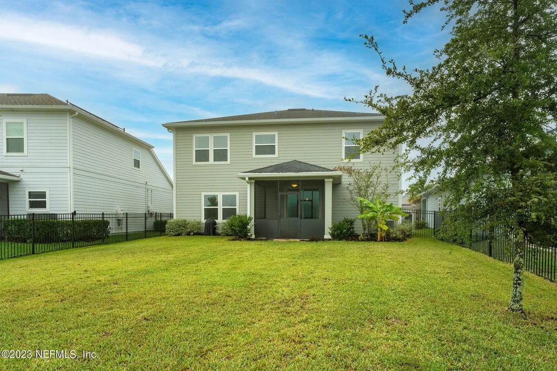 Photo of 43 LAUREL GATE Lane