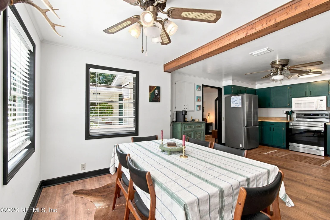 Photo of 33485 MEADOWS Lane