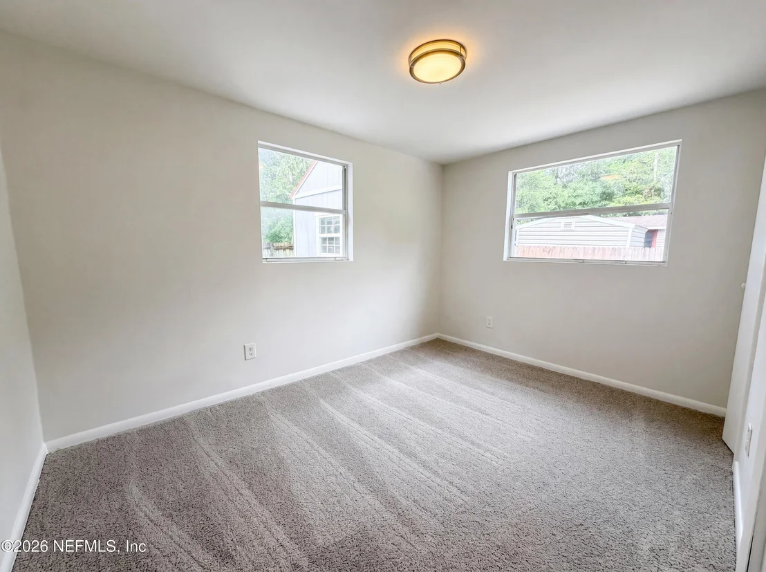 Photo of 7008 THURSTON Road