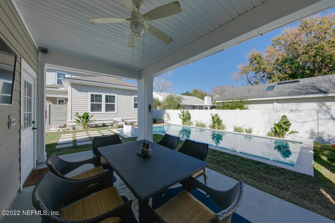 Photo of 3939 PALM Way
