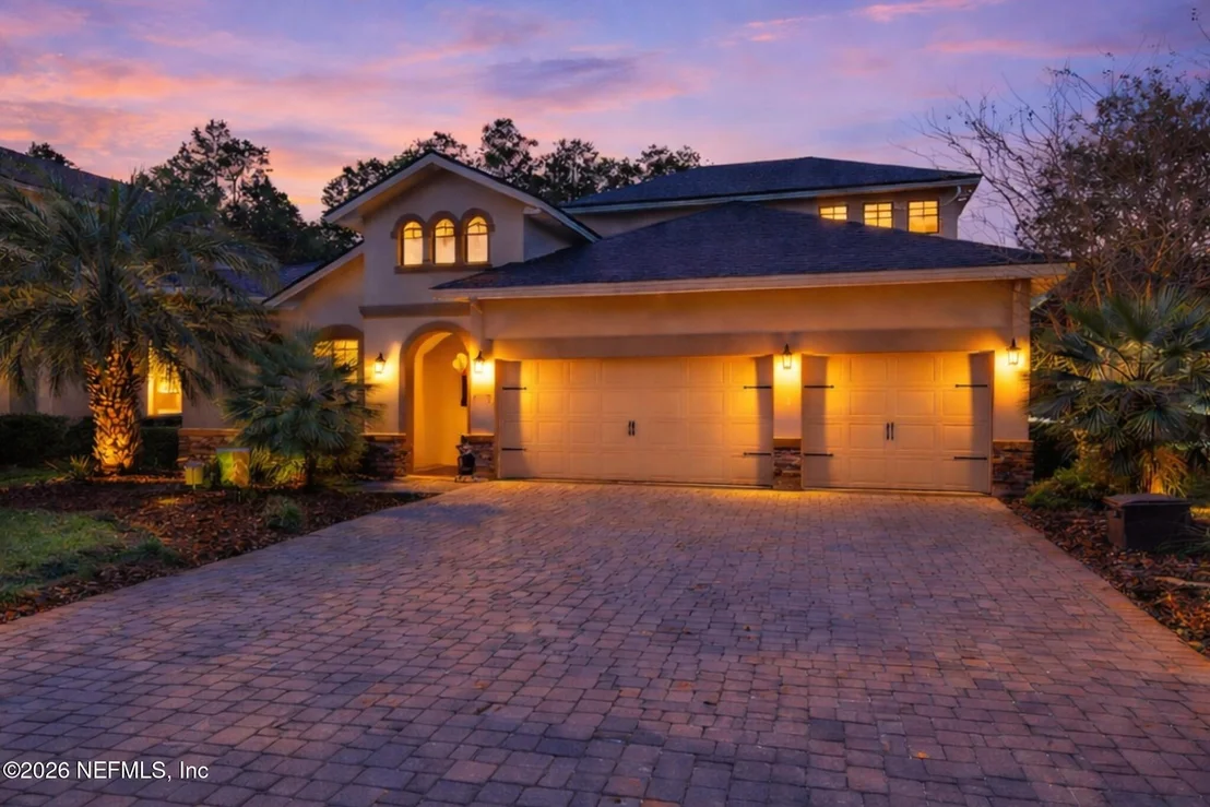 Photo of 113 CORNWALL Drive