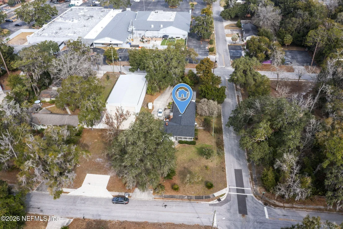 Photo of 517 CLINTON Drive