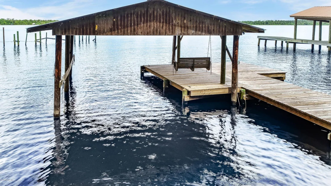 Photo of 8232 RIVER Road