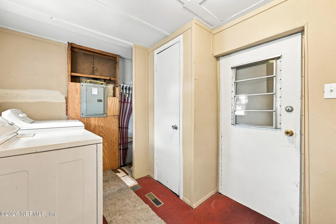 Photo of 113 WATERSIDE Avenue