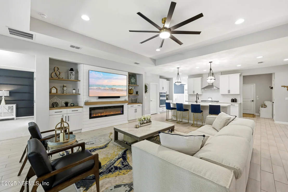 Photo of 49 GOLDEN FERN Drive